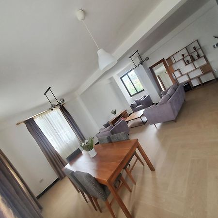 Yole Furnished Apartments Адис Абеба Екстериор снимка